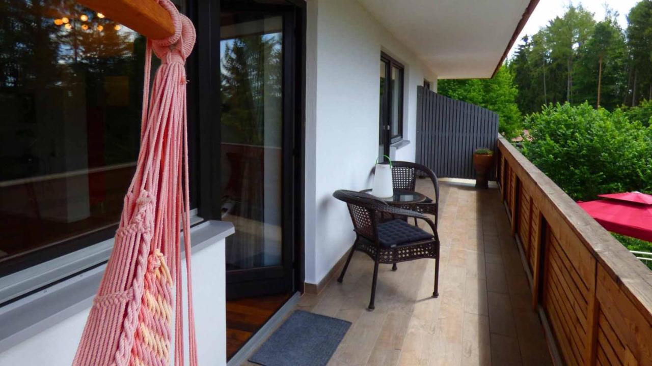 Apartamento Haus Der 5 Kontinente Böbrach Exterior foto