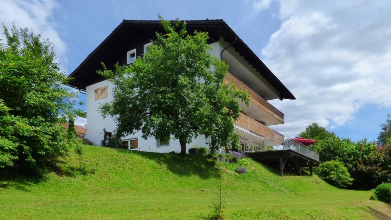 Apartamento Haus Der 5 Kontinente Böbrach Exterior foto