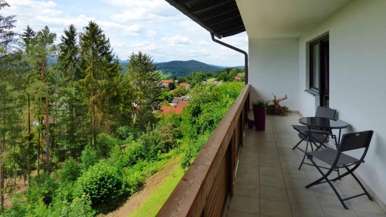 Apartamento Haus Der 5 Kontinente Böbrach Exterior foto