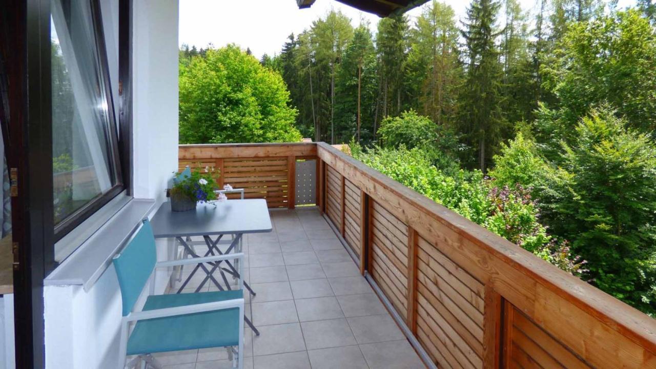 Apartamento Haus Der 5 Kontinente Böbrach Exterior foto
